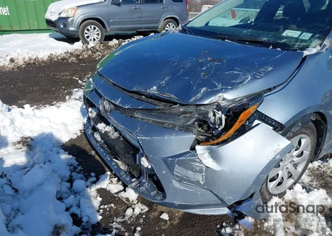 2020 Toyota Corolla Le z USA, uszkodzony, nr VIN 5YFEPRAE9LP113987